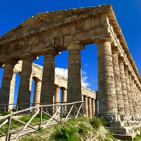 A Casa Ru Nonno Tonino בית הארחה 4*