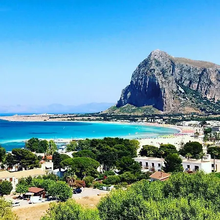 A Casa Ru Nonno Tonino בית הארחה ולדריצ'ה