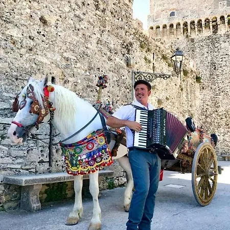 בית הארחה A Casa Ru Nonno Tonino